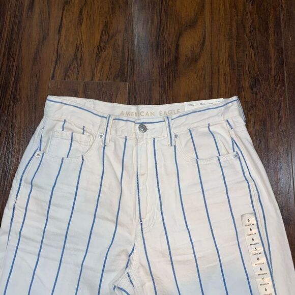 NWT American Eagle White striped Mom Jeans size 6 - Picture 3 of 4